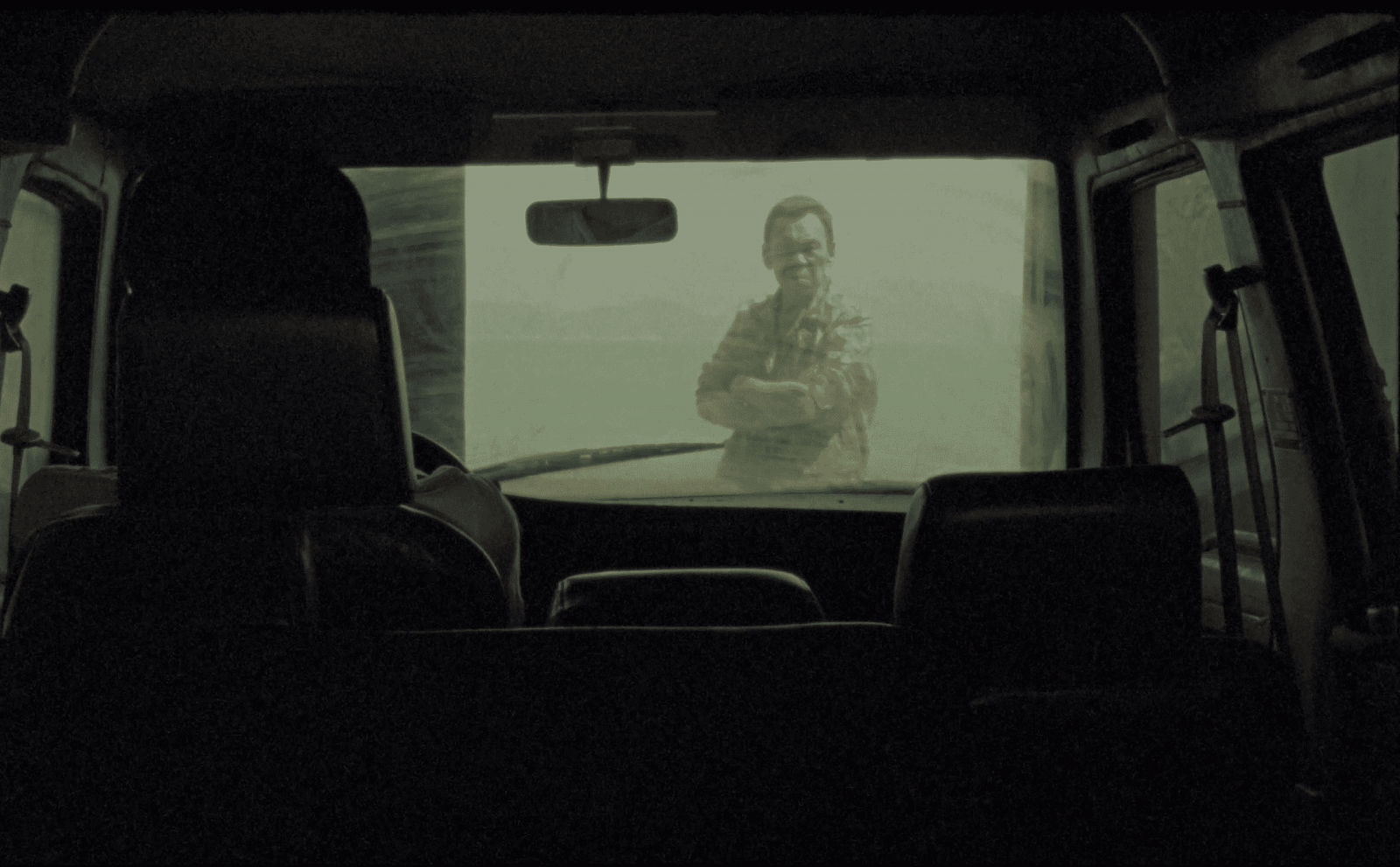 胡伟：地鸣 碎砾